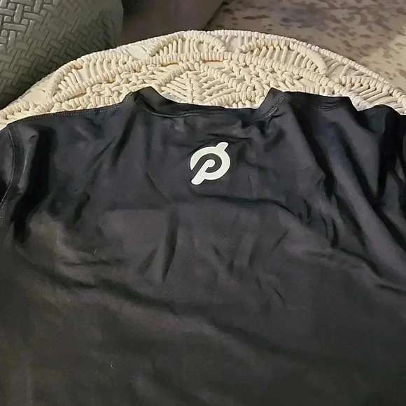 Peloton Tshirt - Picture 3 of 3